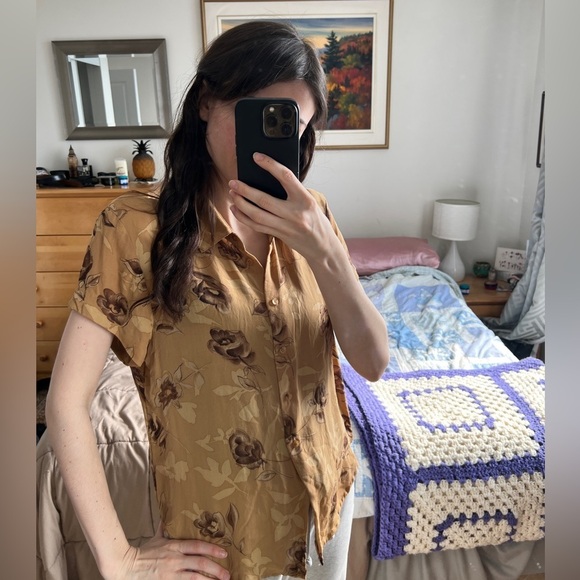 Jones New York 90s Womens Floral Short Sleeve Button Up Shirt Yellow Silk Small - Picture 2 of 11